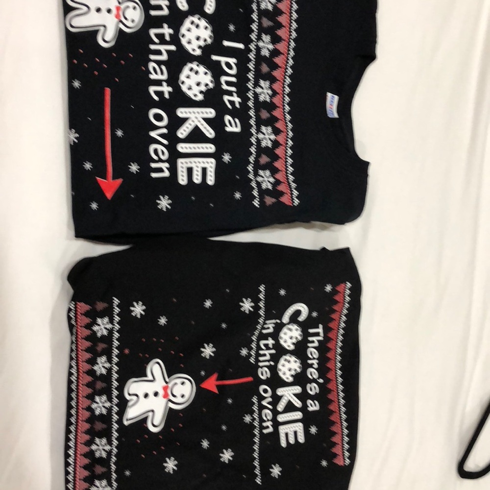 Mom & Dad Holiday Pregnancy t-shirts!